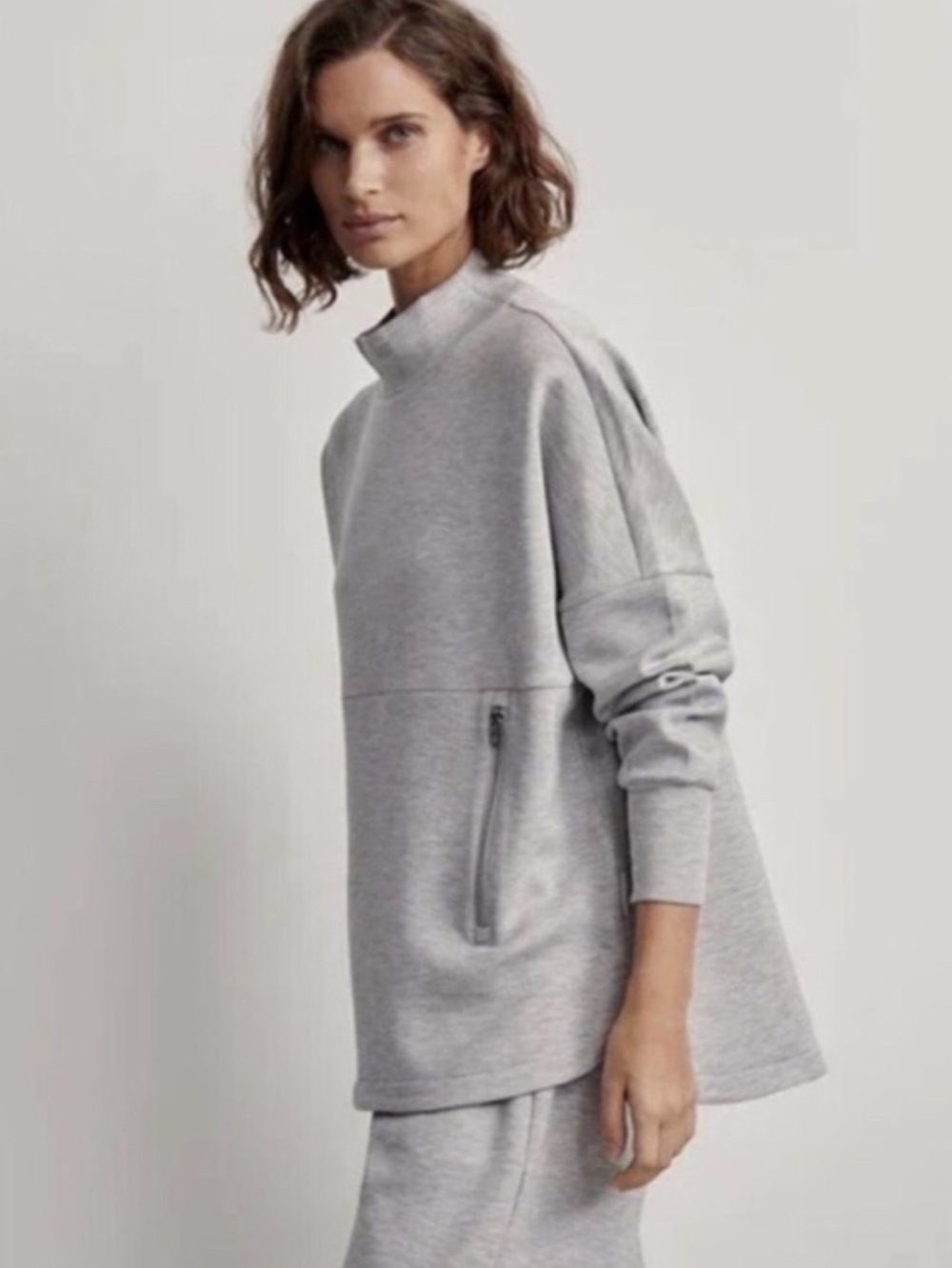 Varley Paige Grey Heather Longline Mock Neck Sweatshirt Size Medium - Picture 2 of 5